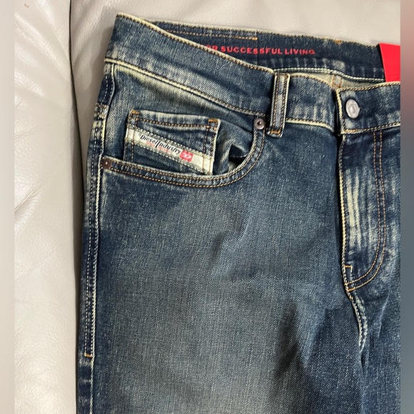 NWT - Diesel 2021 Mid Waist Slim Fit Bootcut Jeans - W31 L32 - Picture 7 of 15